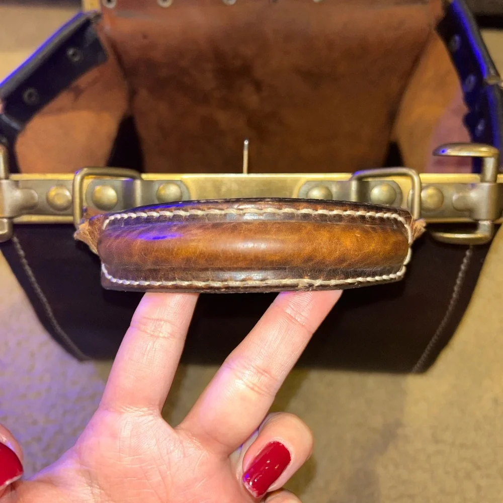The Doctor’s Bag - Picture 11 of 17